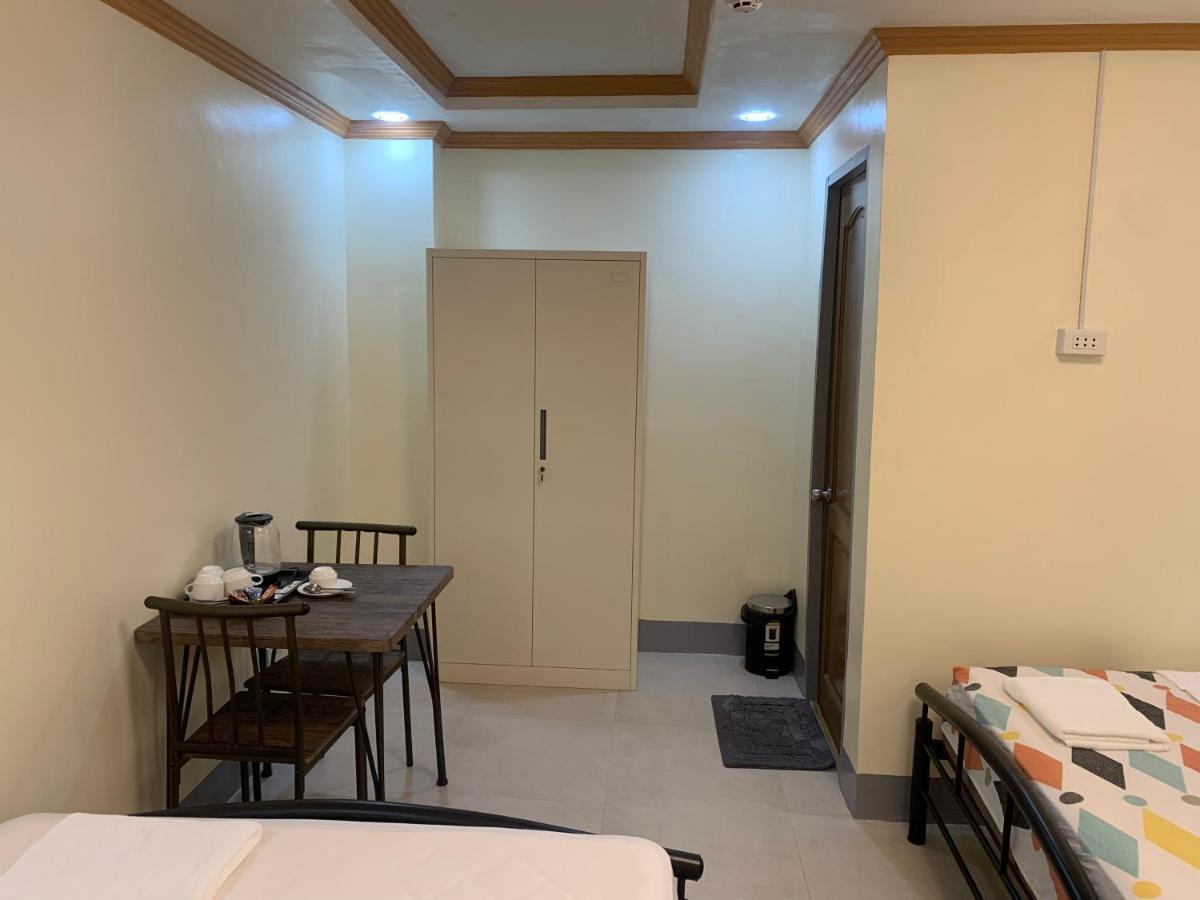 Zl Travelers Inn Batuan Exteriör bild