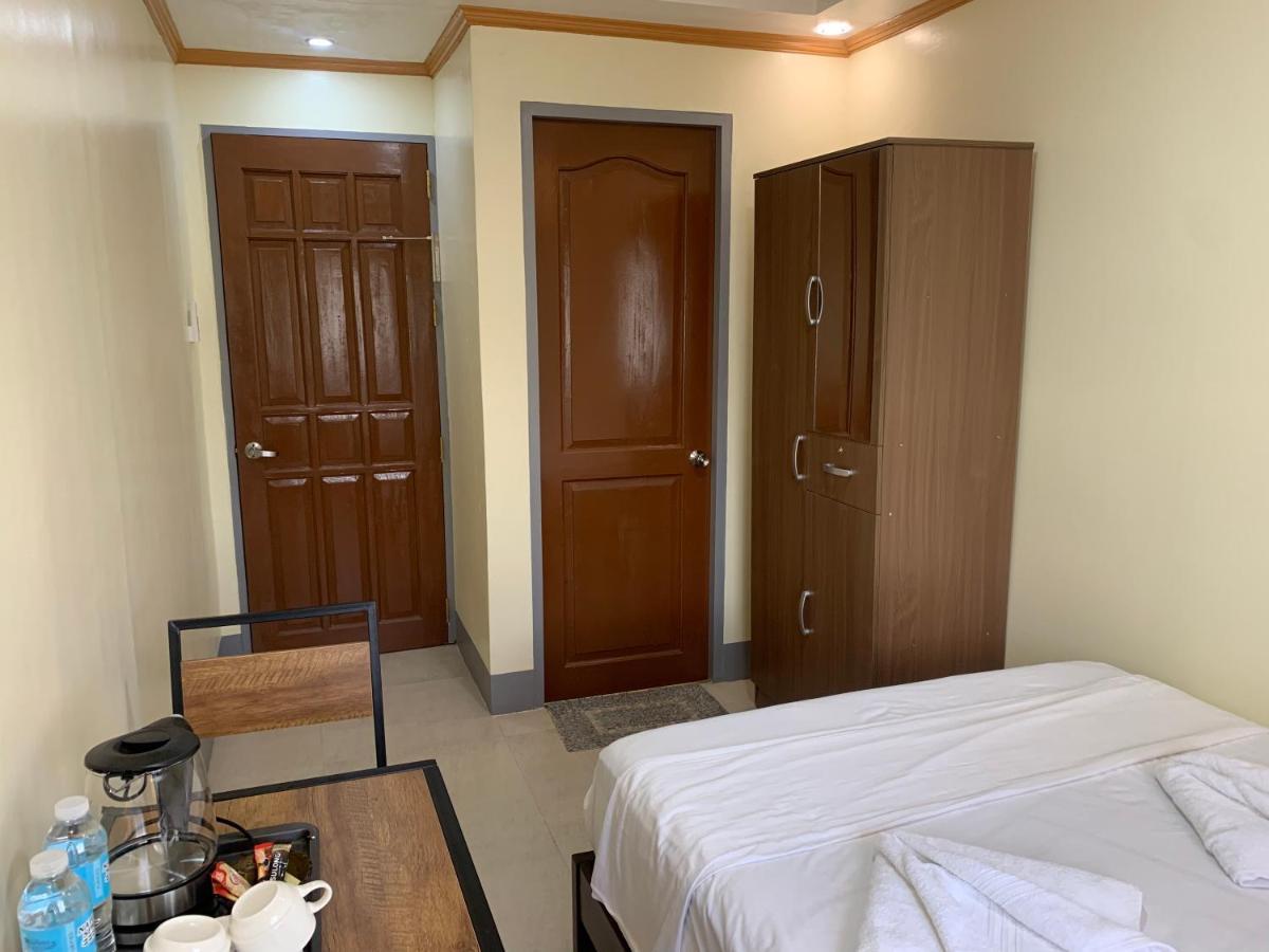 Zl Travelers Inn Batuan Exteriör bild