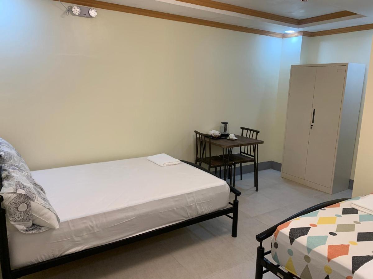 Zl Travelers Inn Batuan Exteriör bild