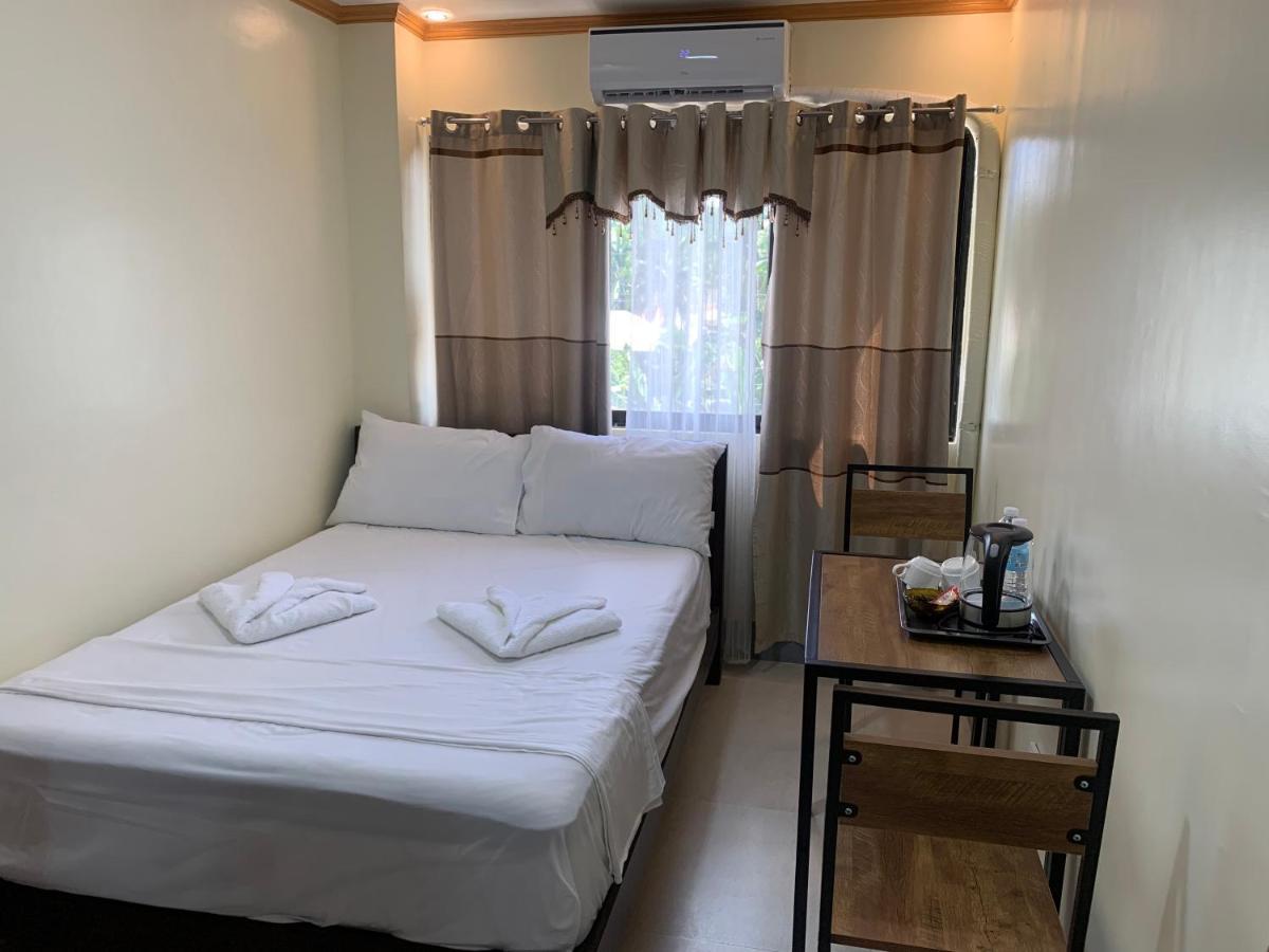 Zl Travelers Inn Batuan Exteriör bild