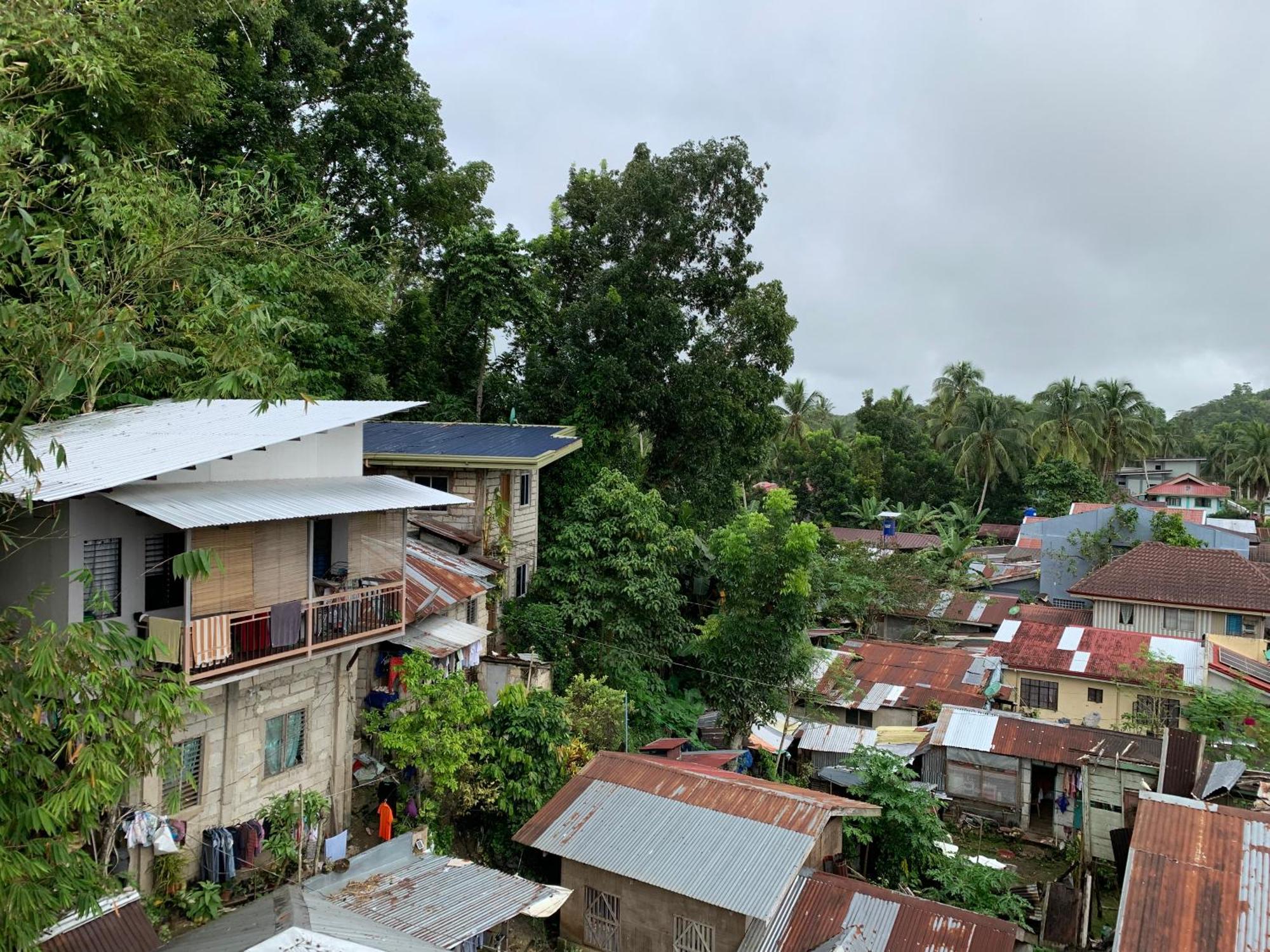 Zl Travelers Inn Batuan Exteriör bild