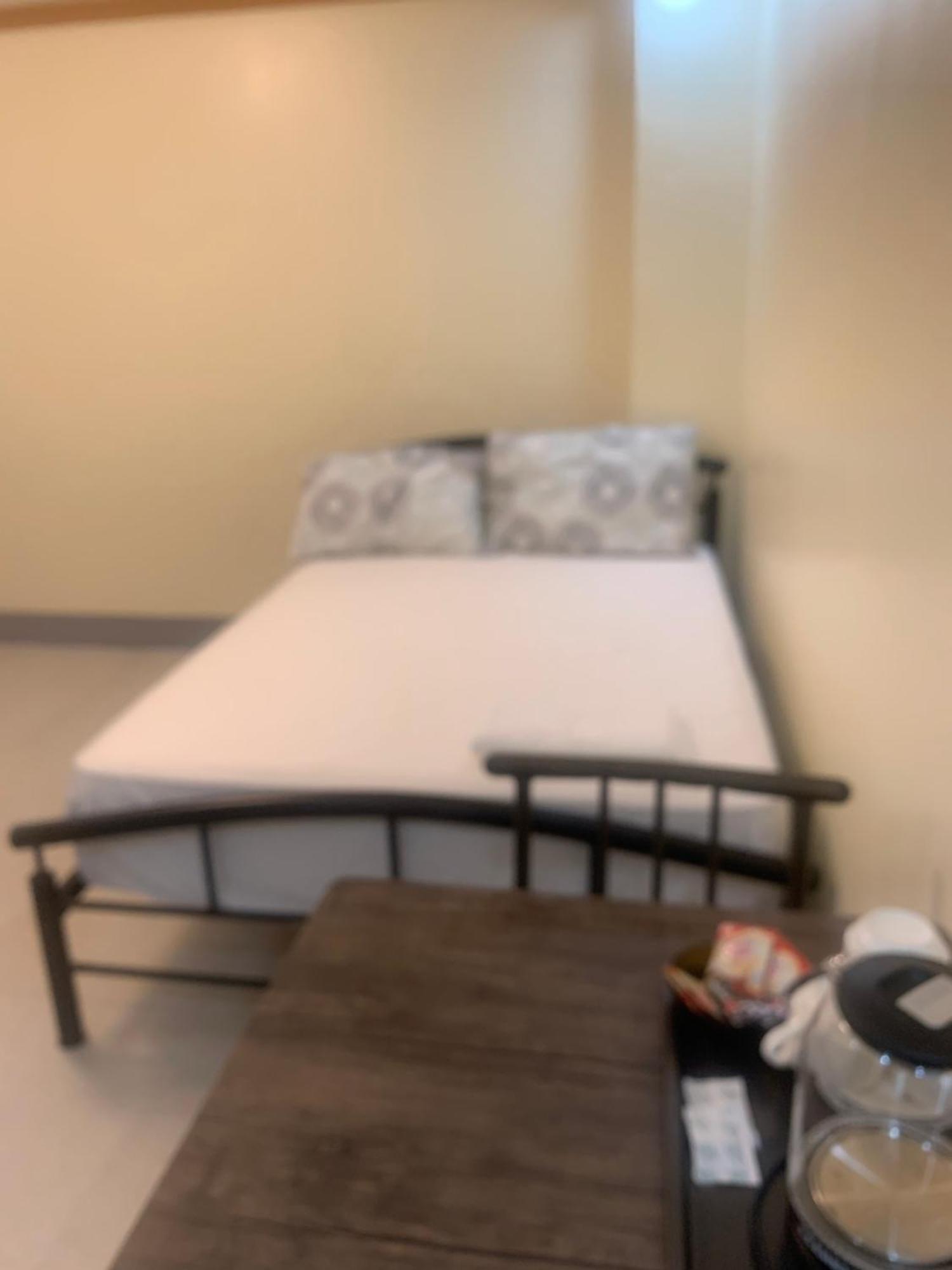 Zl Travelers Inn Batuan Exteriör bild